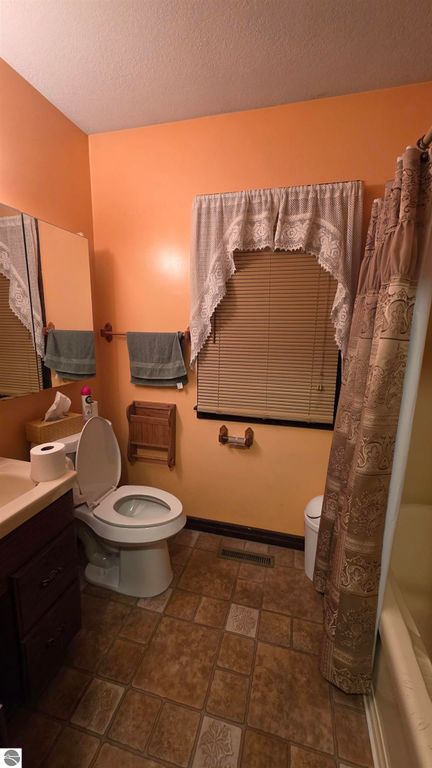 Image 28 of property listing at 971 Wintergreen, East Tawas, MI 48730