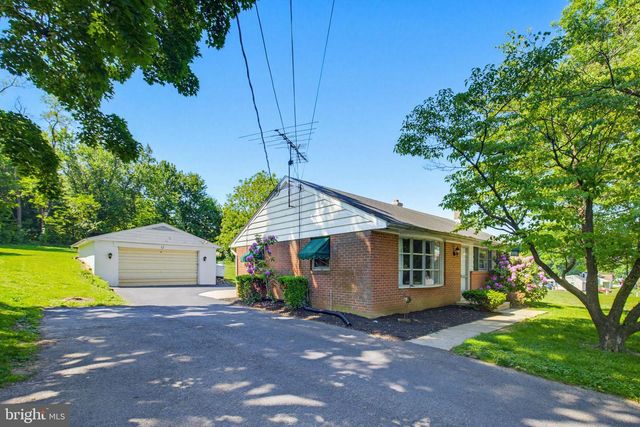 4066 MARIETTA AVE, Mt Joy, PA 17552