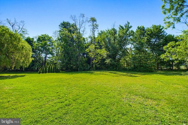 4066 MARIETTA AVE, Mt Joy, PA 17552