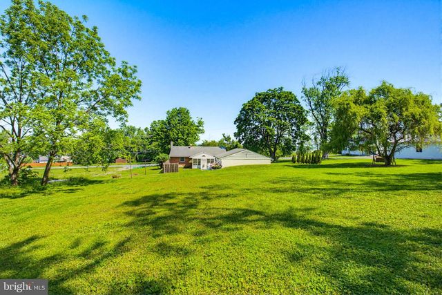 4066 MARIETTA AVE, Mt Joy, PA 17552