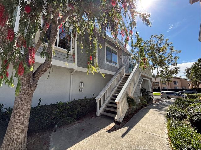 83 Huntington 278, Irvine, CA 92620