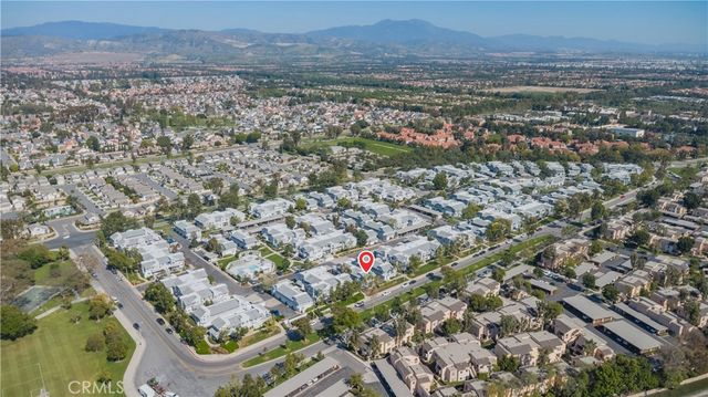 83 Huntington 278, Irvine, CA 92620