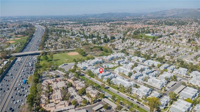 83 Huntington 278, Irvine, CA 92620