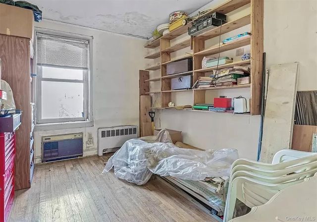 4310 48th Avenue 4M, Woodside, NY 11377