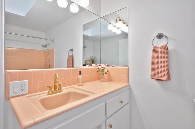 1508 Acorn Ct, West Sacramento, CA 95691