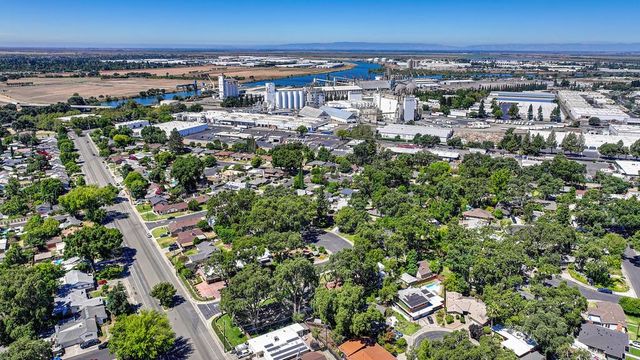 1508 Acorn Ct, West Sacramento, CA 95691