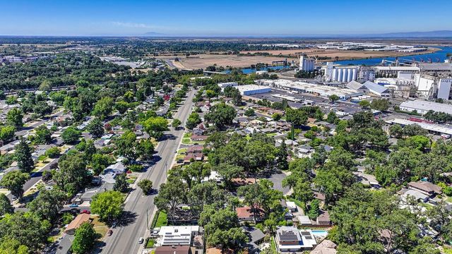 1508 Acorn Ct, West Sacramento, CA 95691