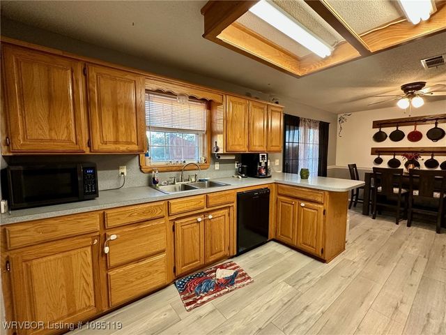 5101 Boys Ranch Road, Lavaca, AR 72941