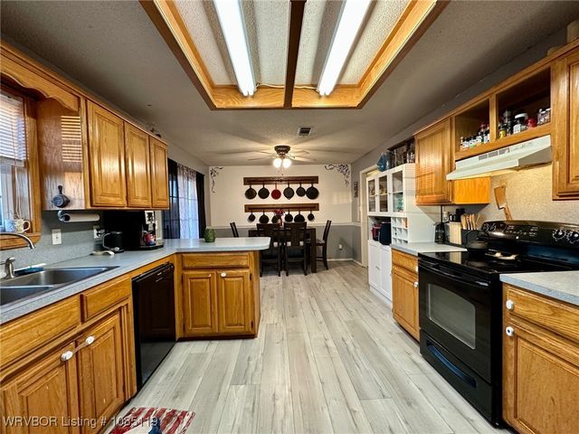 5101 Boys Ranch Road, Lavaca, AR 72941