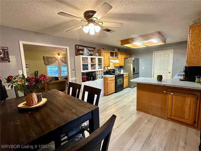 5101 Boys Ranch Road, Lavaca, AR 72941