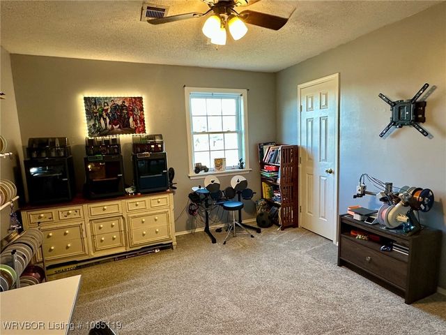 5101 Boys Ranch Road, Lavaca, AR 72941