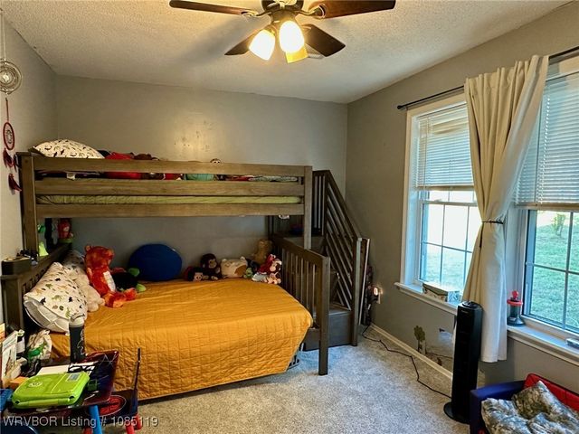 5101 Boys Ranch Road, Lavaca, AR 72941