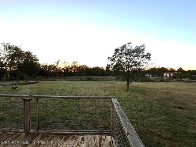 5101 Boys Ranch Road, Lavaca, AR 72941