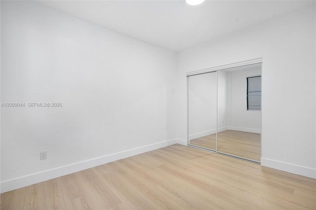 629 SW 10th Ave 6, Miami, FL 33130