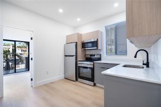 629 SW 10th Ave 6, Miami, FL 33130