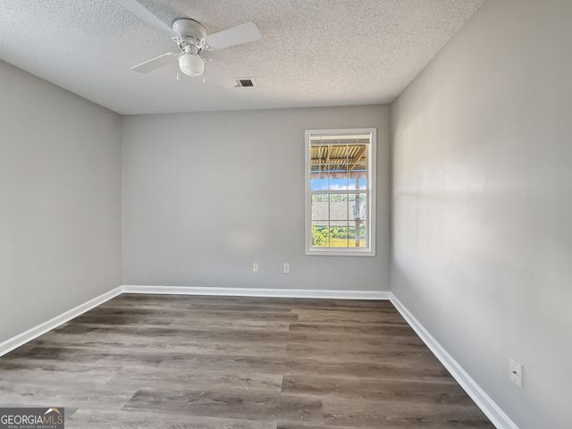231 Ferguson Avenue, Locust Grove, GA 30248