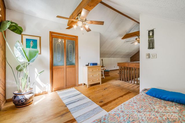 799 Fire Scald Road, Green Mountain, NC 28740