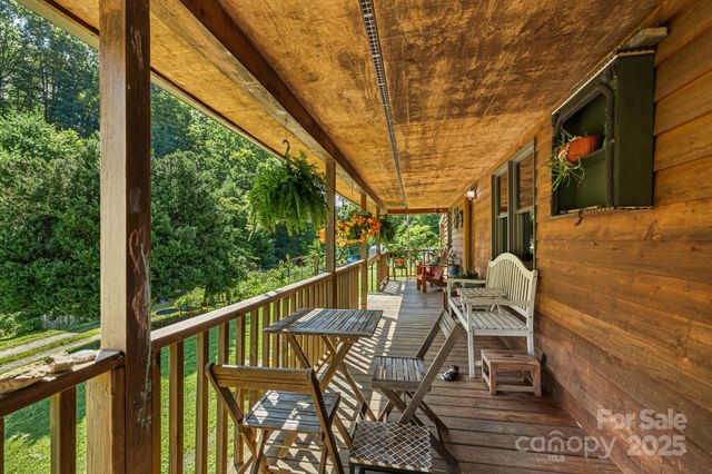 799 Fire Scald Road, Green Mountain, NC 28740