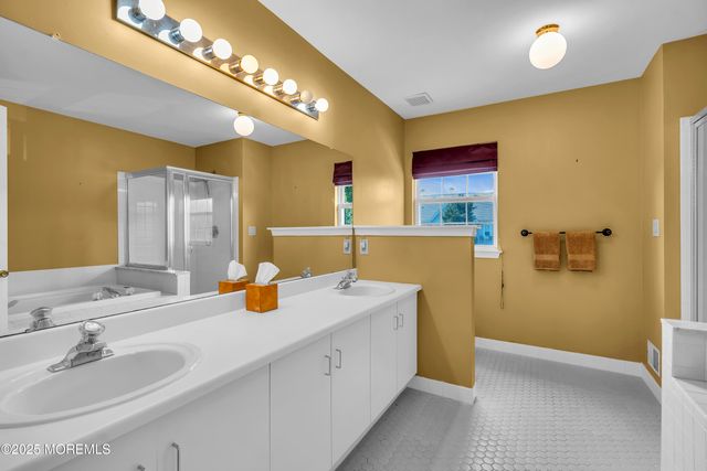 183 S Manor Court, Wall, NJ 07719