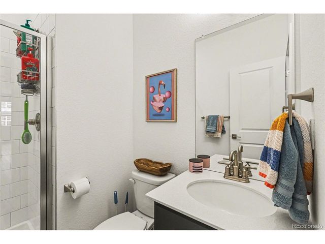 368 Geneva St, Aurora, CO 80010