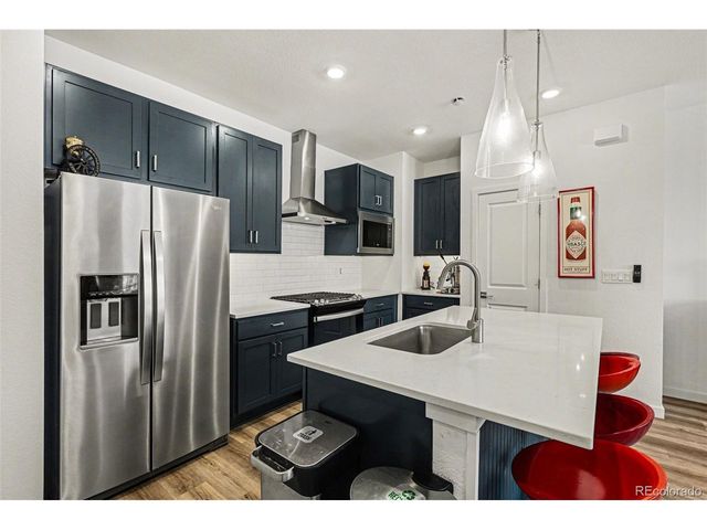 368 Geneva St, Aurora, CO 80010