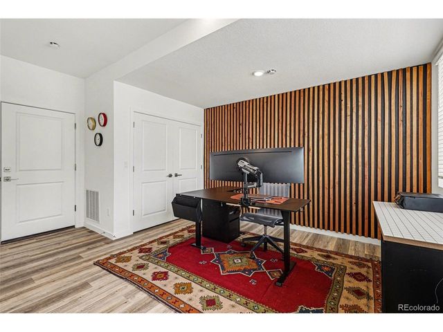 368 Geneva St, Aurora, CO 80010