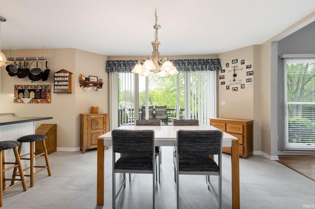 60506 Woodstock Drive, South Bend, IN 46614
