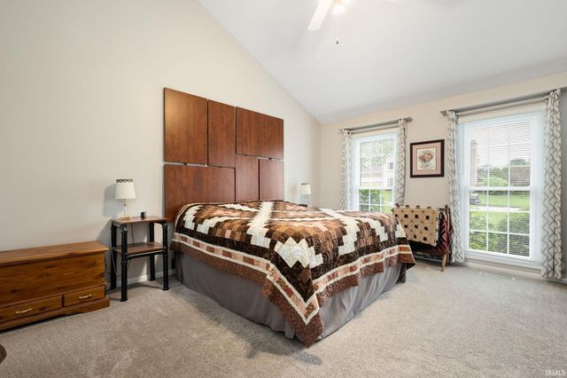 60506 Woodstock Drive, South Bend, IN 46614