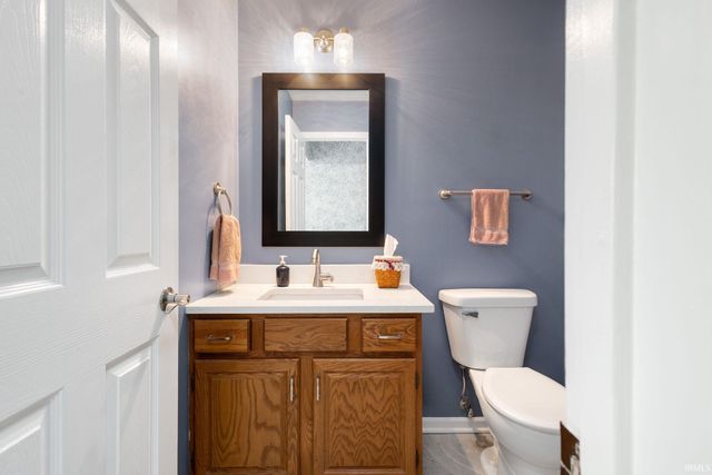 60506 Woodstock Drive, South Bend, IN 46614