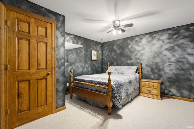 60506 Woodstock Drive, South Bend, IN 46614