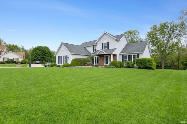 60506 Woodstock Drive, South Bend, IN 46614