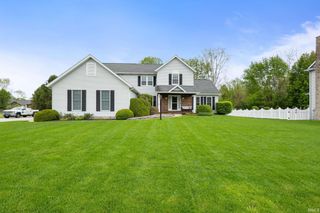 60506 Woodstock Drive, South Bend, IN 46614