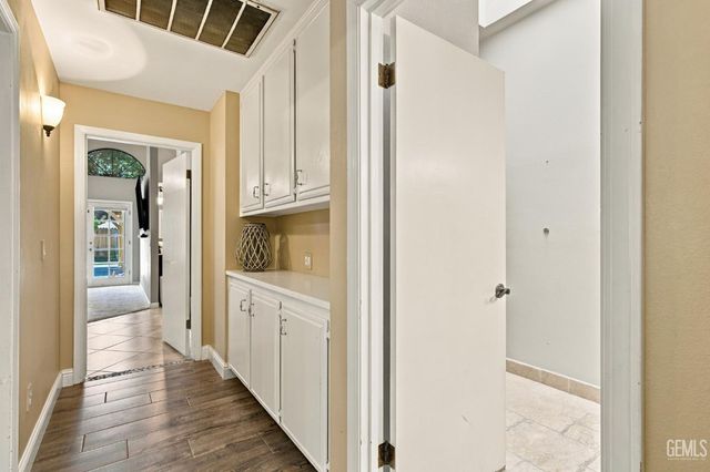 1701 Sprucehaven Street, Bakersfield, CA 93312