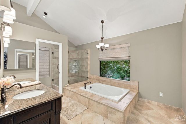 1701 Sprucehaven Street, Bakersfield, CA 93312
