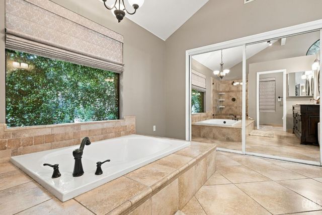 1701 Sprucehaven Street, Bakersfield, CA 93312