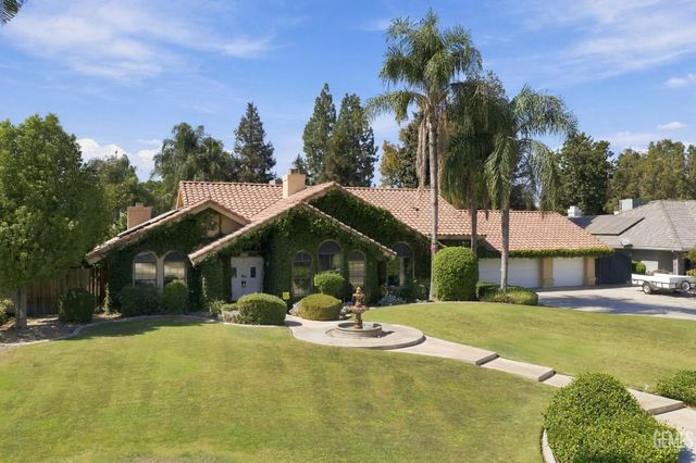 1701 Sprucehaven Street, Bakersfield, CA 93312