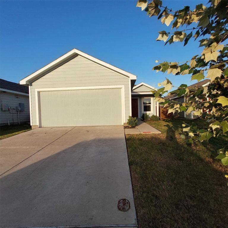 5711 Bristle Leaf Drive, Princeton, TX 75407