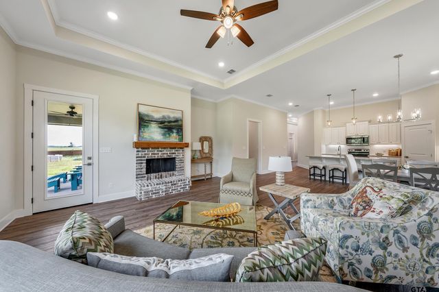 15055 High Country Acres Lane, Tyler, TX 75706