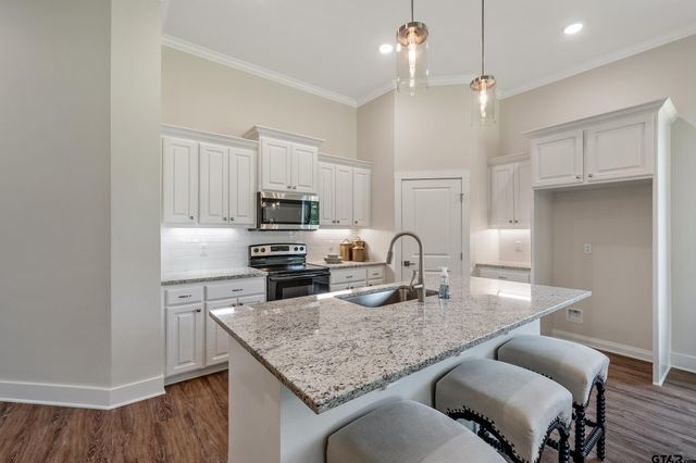 15055 High Country Acres Lane, Tyler, TX 75706