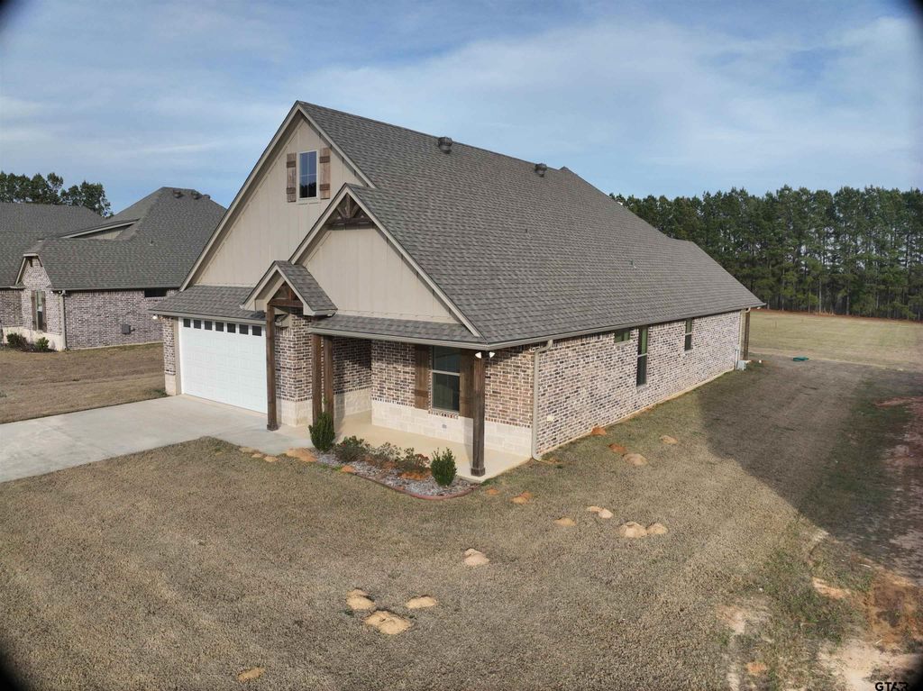 15055 High Country Acres Lane, Tyler, TX 75706