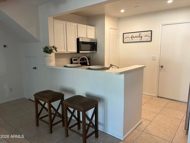 30 E Brown Road 1024, Mesa, AZ 85201