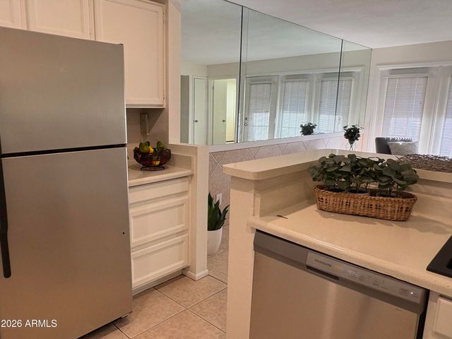 30 E Brown Road 1024, Mesa, AZ 85201