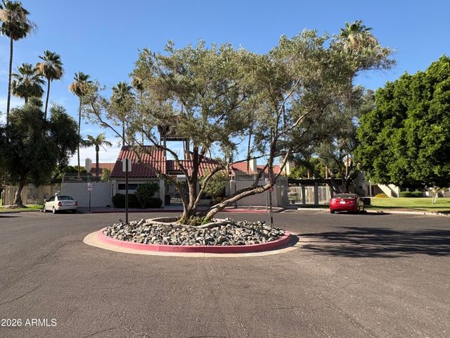 30 E Brown Road 1024, Mesa, AZ 85201