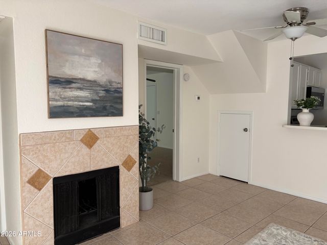 30 E Brown Road 1024, Mesa, AZ 85201