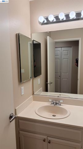 103 Tuscany Court, Hercules, CA 94547