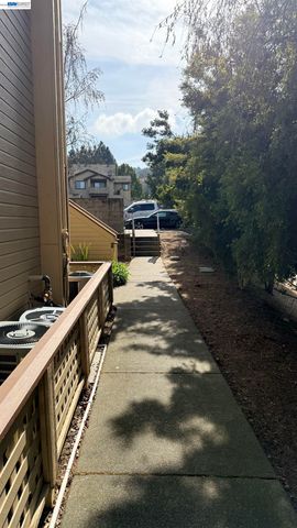 103 Tuscany Court, Hercules, CA 94547