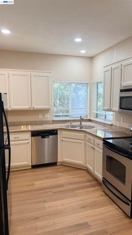 103 Tuscany Court, Hercules, CA 94547