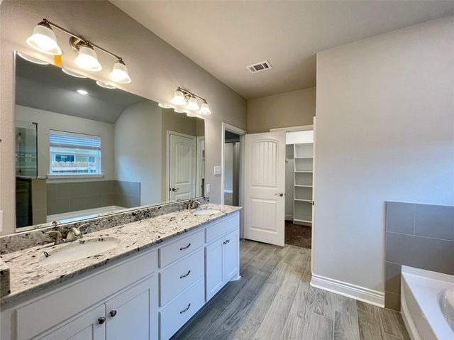 705 Tippit Lane, Greenville, TX 75402