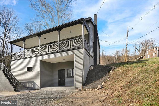 1831 MT LAUREL RD, Temple, PA 19560