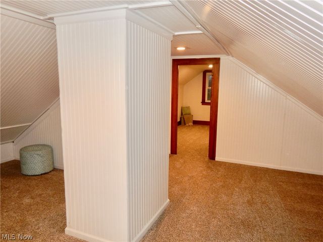 1718 Cook Avenue, Cleveland, OH 44109